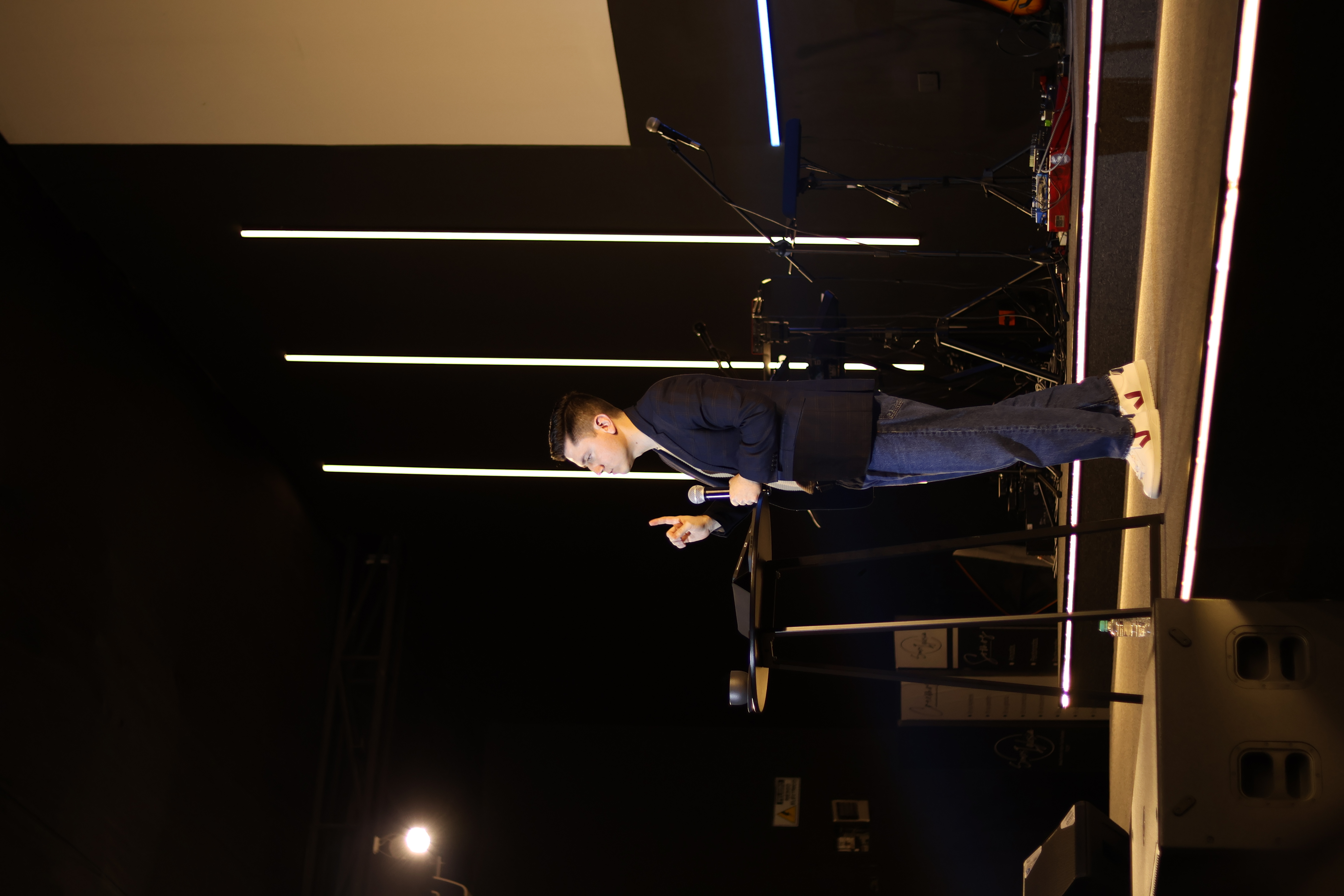 Pastor Daniel Hermida